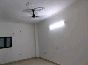 Room in 2 BHK Independent House at RWA Apartments Sector 20, Sector 20 – for Rent