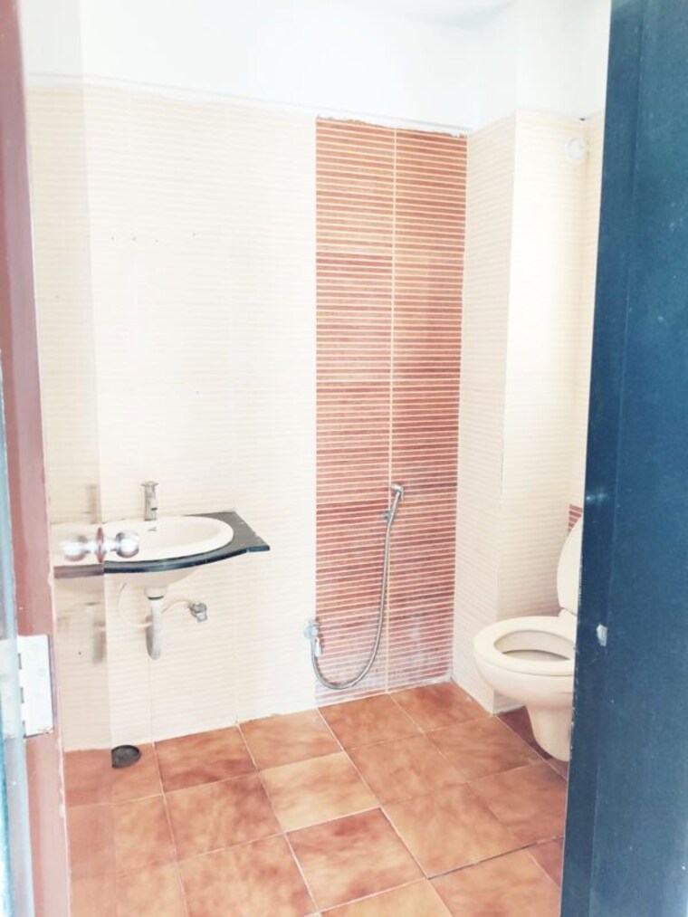 Bathroom, krish-the-pavillion 1 Bedroom 560 Sq.Ft. Apartment In Kharadi Pune 10751420