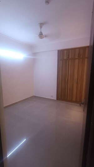 2 BHK Apartment For Rent in Supertech Eco Village II, Sector 16b Greater Noida