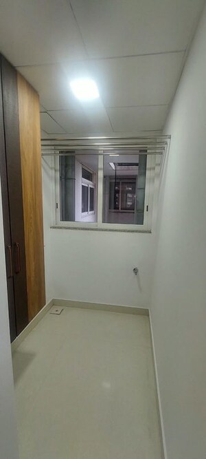 Room in 3 BHK Apartment at Runwal Forests, Kanjurmarg West – for Rent