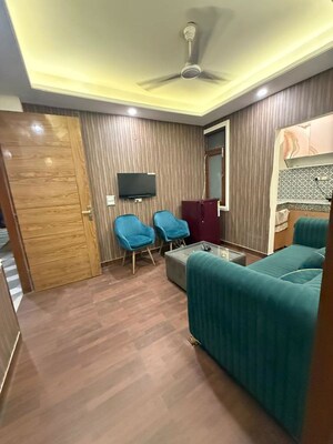 1 BHK Builder Floor For Rent in Chattarpur