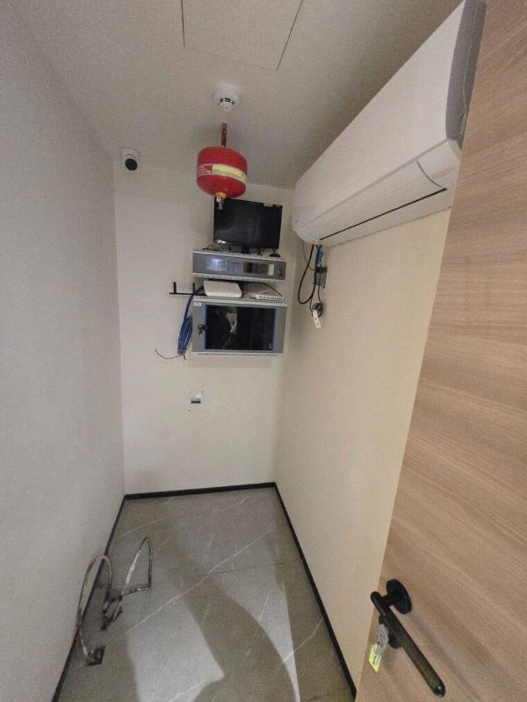 Exterior View, one-lodha-place Commercial Office Space 1670 Sq.Ft. In Lower Parel Mumbai 10751466