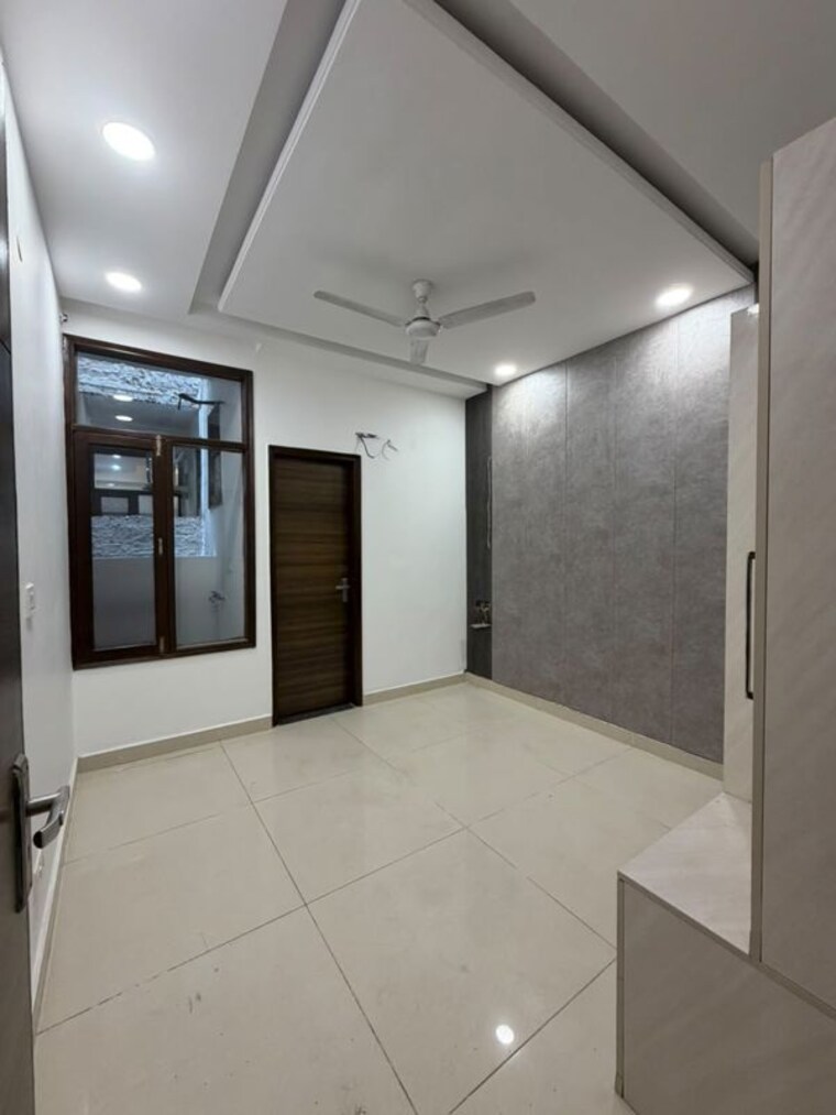 Room, motia-blue-ridge 3 Bedroom 112 Sq.Yd. Builder Floor In Dhakoli Zirakpur 10751477