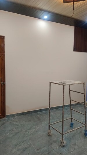 Room in 3 BHK Villa at Kiran Enclave, Kursi Road – for Sale