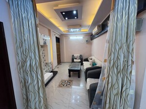 Team Area in 3 BHK Apartment at Chandralok Tower, Chandralok – for Rent
