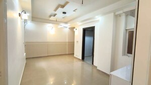 Room in 2 BHK Apartment at Mahagun Mahagunpuram II, Lal Kuan – for Sale
