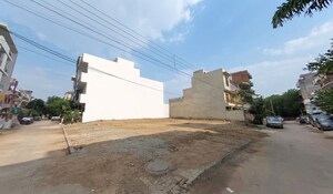  Plot For Sale in Dlf Ankur Vihar