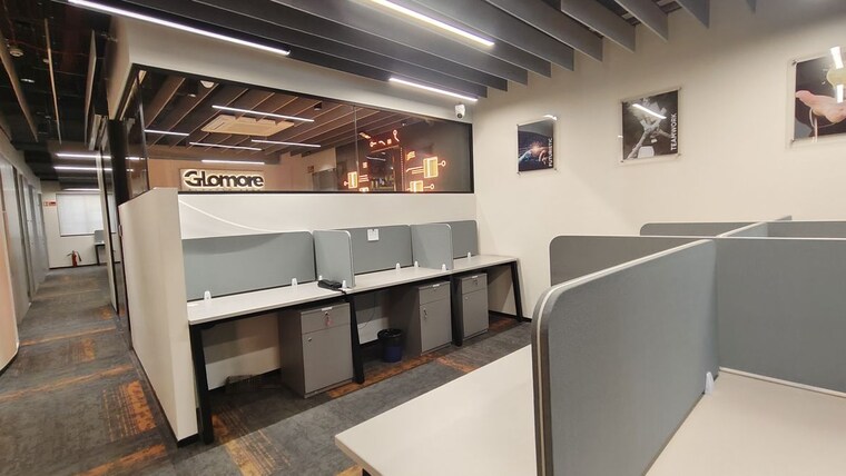 Team Area, dlh-park Commercial Office Space 1500 Sq.Ft. In Malad West Mumbai 10751498