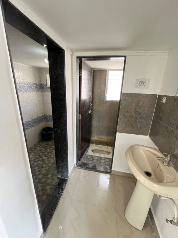 Bathroom, somnath nagar 1 Bedroom 1000 Sq.Ft. Apartment In Somnath Nagar Pune 10751496