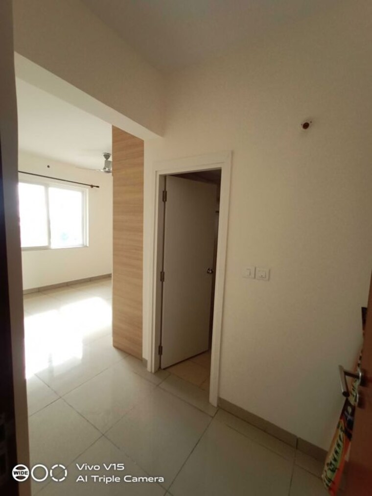 Living Room, prestige-royale-gardens 3 Bedroom 1705 Sq.Ft. Apartment In Doddaballapur Road Bangalore 10751549