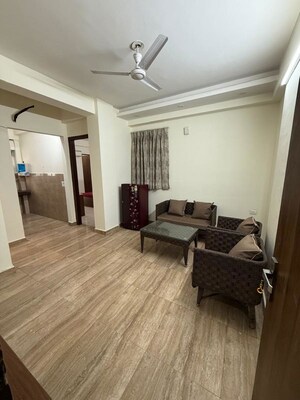Living Room in 2 BHK Builder Floor at Sector 46 – for Rent