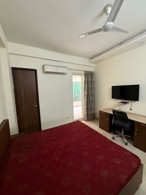 Bedroom in 2 BHK Builder Floor at Sector 46 – for Rent