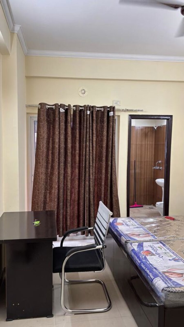 Bedroom, aims-golf-city 3.5 Bedroom 1750 Sq.Ft. Apartment In Sector 75 Noida 10751560