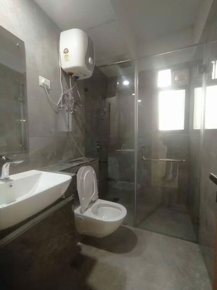 Bathroom, m3m-heights 3 Bedroom 2040 Sq.Ft. Apartment In Sector 65 Gurgaon 10751609
