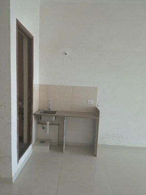 Furnished Amenities in  Office Space at Kalpataru Summit, Mulund West – for Rent