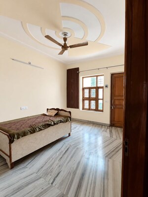 Bedroom in 3 BHK Builder Floor at Delta Ii Greater Noida – for Rent