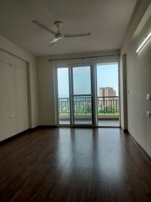 Room in 3.5 BHK Apartment at Allwin El Spazia, Sanauli – for Rent