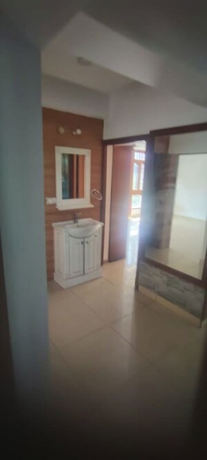 Common Area in 3 BHK Independent House at Sector 5 – for Rent