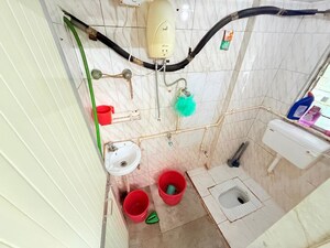 Bathroom in 1 RK Apartment at Fantasy View CHS, Jogeshwari East – for Rent