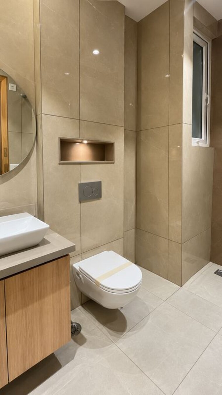 Attached Bathroom, mandi 4 Bedroom 130 Sq.Yd. Villa In Mandi Delhi 10751674