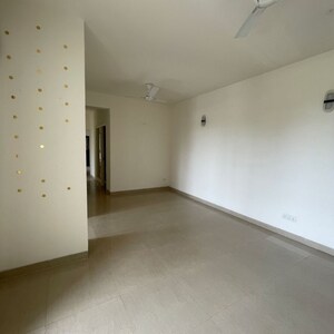 Room in 2.5 BHK Apartment at Emaar Emerald Estate, Sector 65 – for Rent