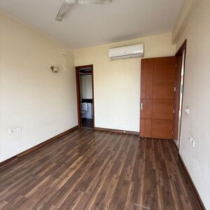 Room in 3 BHK Apartment at Anant Raj The Estate Floors, Sector 63a – for Rent