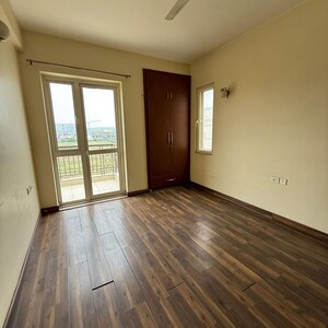Room in 3 BHK Apartment at Anant Raj The Estate Floors, Sector 63a – for Rent