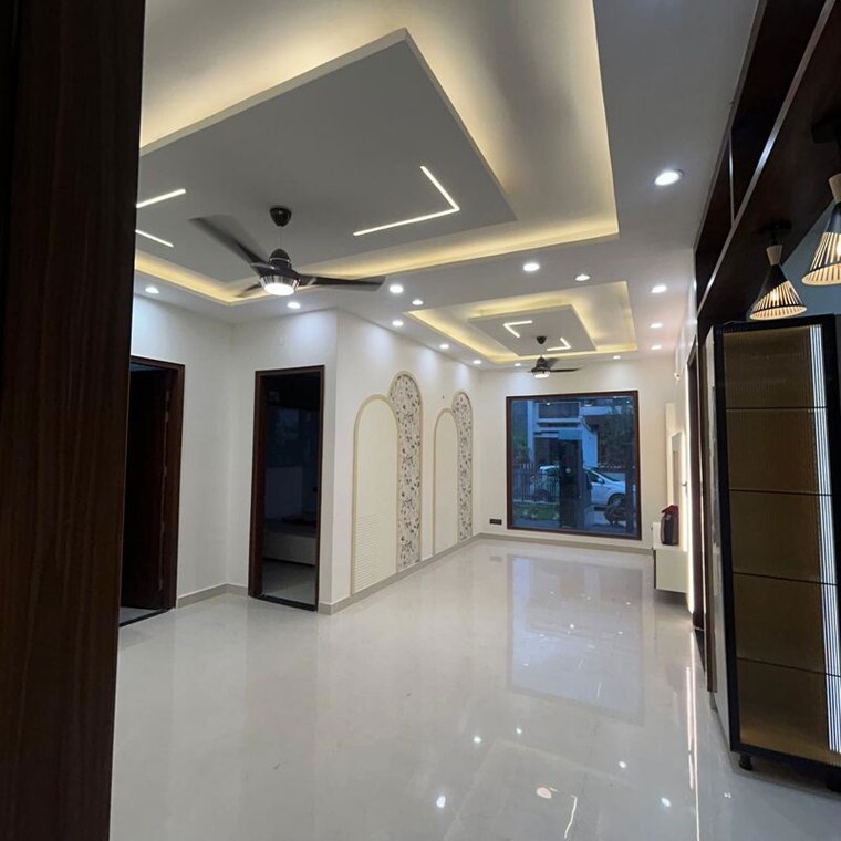 Room, sector 125 4 Bedroom 138 Sq.Yd. Independent House In Sector 125 Mohali 10751692