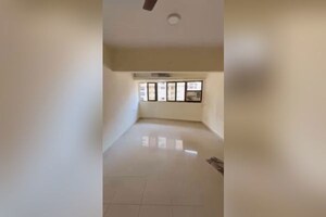 2 BHK Apartment For Rent in Royal Classic Co Op Society, Andheri West
