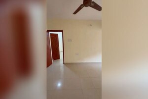 Furnished Amenities in 2 BHK Apartment at Royal Classic Co Op Society, Andheri West – for Rent