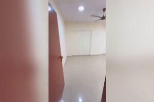Bathroom in 2 BHK Apartment at Royal Classic Co Op Society, Andheri West – for Rent