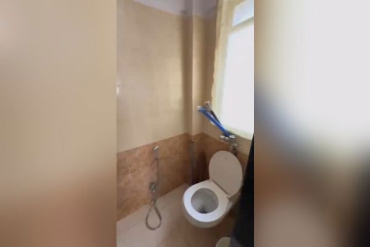 Bathroom, royal-classic-co-op-society 2 Bedroom 950 Sq.Ft. Apartment In Andheri West Mumbai 10751716