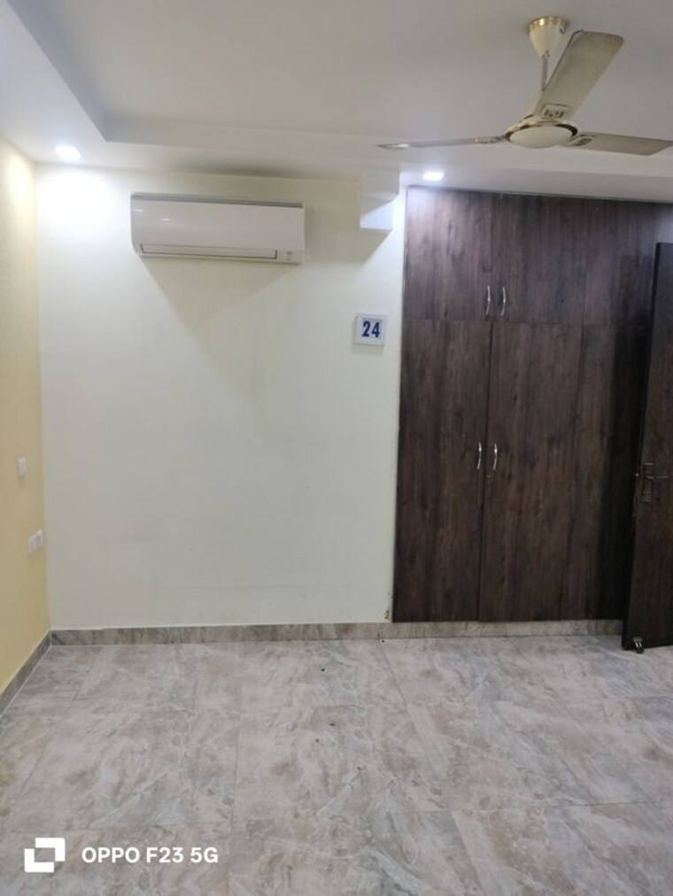 Room, amar shaheed path 3 Bedroom 2200 Sq.Ft. Apartment In Amar Shaheed Path Lucknow 10751756
