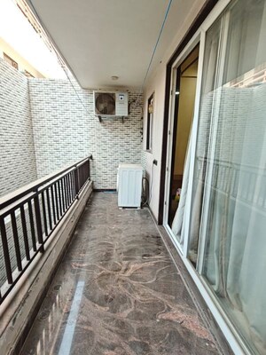 Balcony in 1 BHK Builder Floor at Sector 42 – for Rent