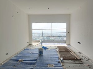 Room in 4 BHK Apartment at Sobha Hamptons Town Park, Hosur Road – for Sale