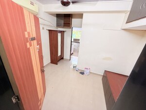 Room in 1 RK Apartment at Everest CHS Andheri, Andheri East – for Rent