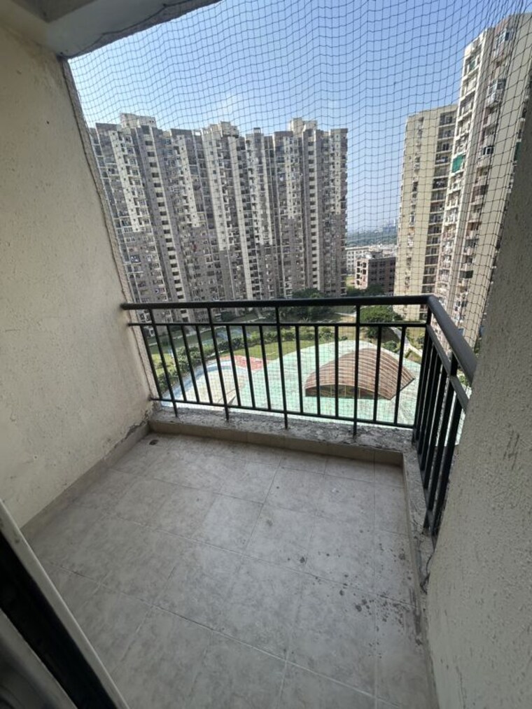 Balcony, paramount-floraville 3 Bedroom 1360 Sq.Ft. Apartment In Sector 137 Noida 10751800