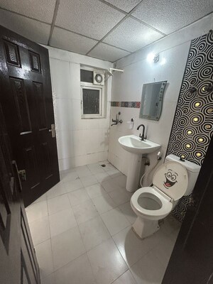 Bathroom in 3 BHK Apartment at Paramount Floraville, Sector 137 – for Rent