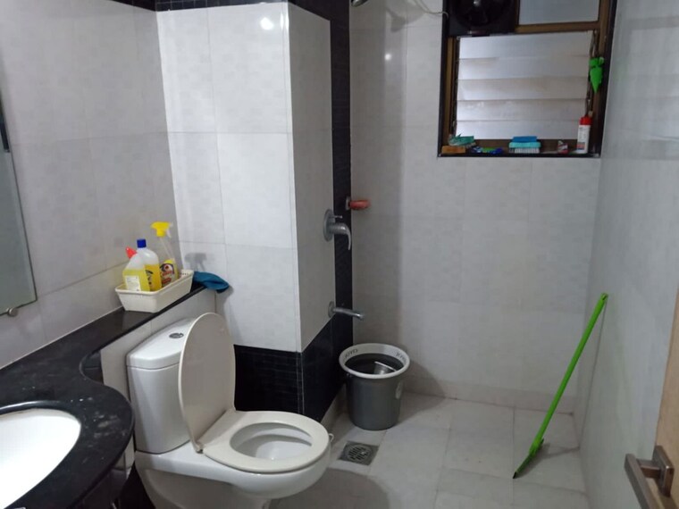Bathroom, paranjape-blue-ridge 2 Bedroom 870 Sq.Ft. Apartment In Hinjewadi Pune 10751797