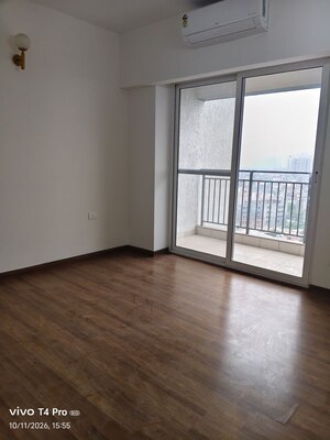 Room in 3.5 BHK Apartment at ATS One Hamlet, Sector 104 – for Rent