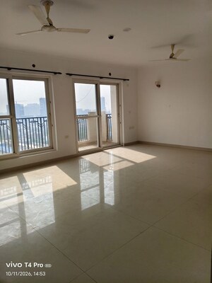 Room in 3.5 BHK Apartment at ATS One Hamlet, Sector 104 – for Rent