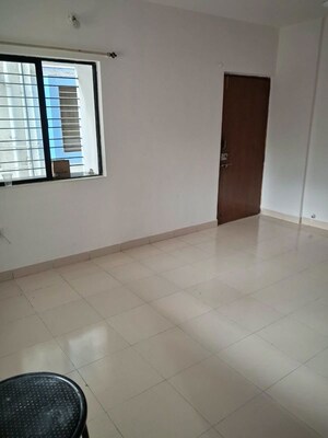 Room in 1 BHK Apartment at Wonder City, Katraj – for Rent