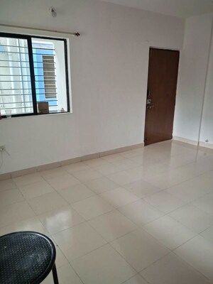 Room in 1 BHK Apartment at Wonder City, Katraj – for Rent