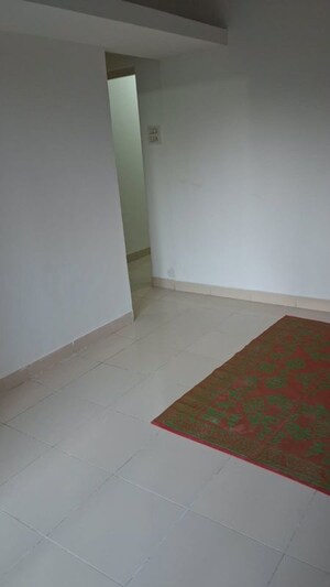 Room in 1 BHK Apartment at Wonder City, Katraj – for Rent
