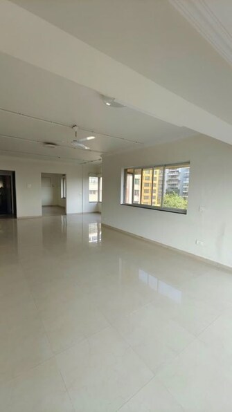 4 BHK Apartment For Rent in Avinash House in Khar West, Mumbai