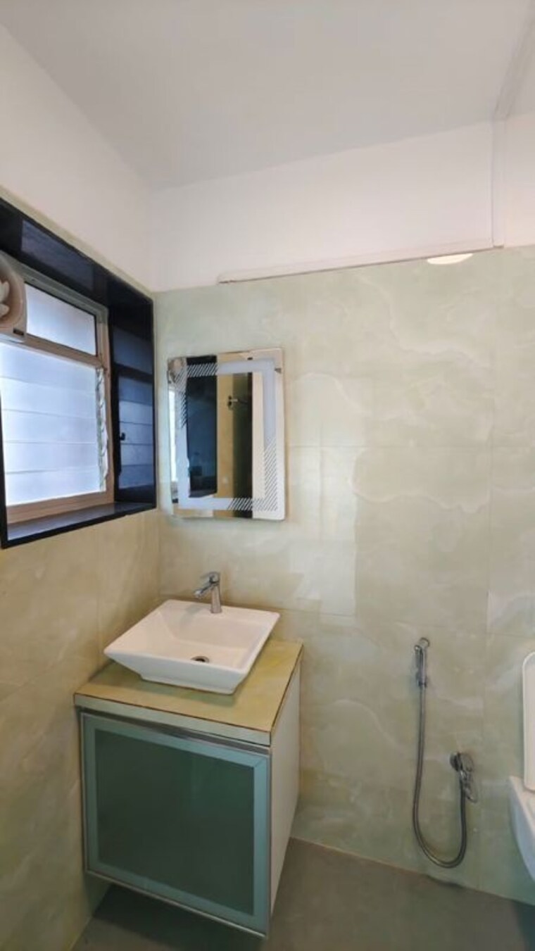 Room, avinash-house 4 Bedroom 2500 Sq.Ft. Apartment In Khar West Mumbai 10751863