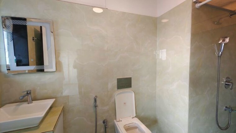 Bathroom, avinash-house 4 Bedroom 2500 Sq.Ft. Apartment In Khar West Mumbai 10751863
