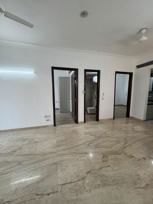 Room in 3.5 BHK Builder Floor at Ace Palm Floors, Sector 89 – for Rent
