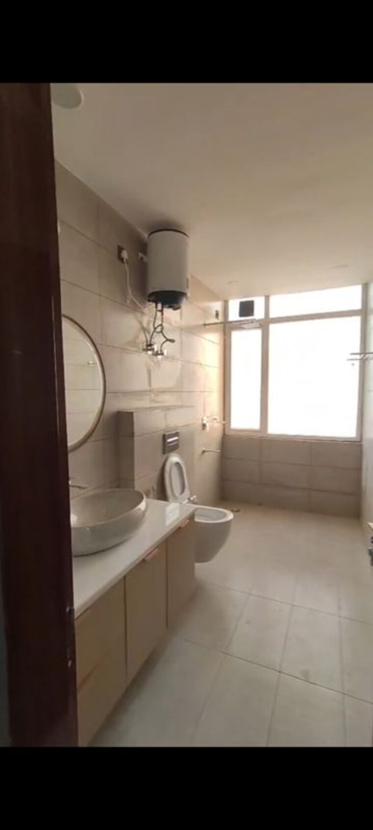 Bathroom, ss-the-leaf 4 Bedroom 4200 Sq.Ft. Penthouse In Sector 85 Gurgaon 10744539