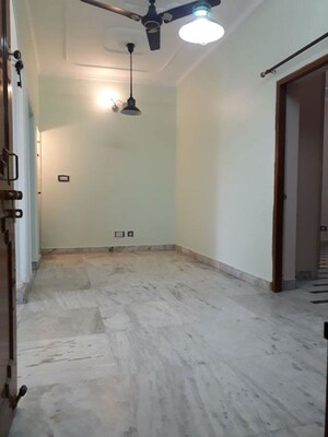 Room in 2 BHK Independent House at Indira Nagar – for Rent